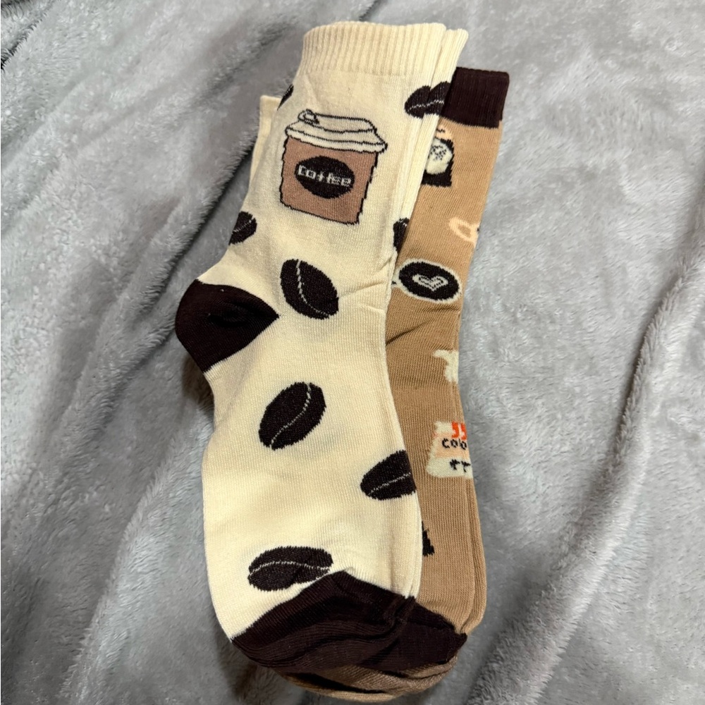 Coffee-Themed Men's Socks Set - Brown and Tan - 5 Pack - Picture 3 of 5